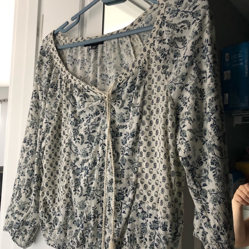 American Eagle Floral Blouse